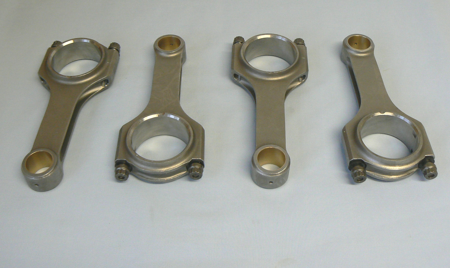 SJ910E0066 CONNECTING ROD SET STEEL)