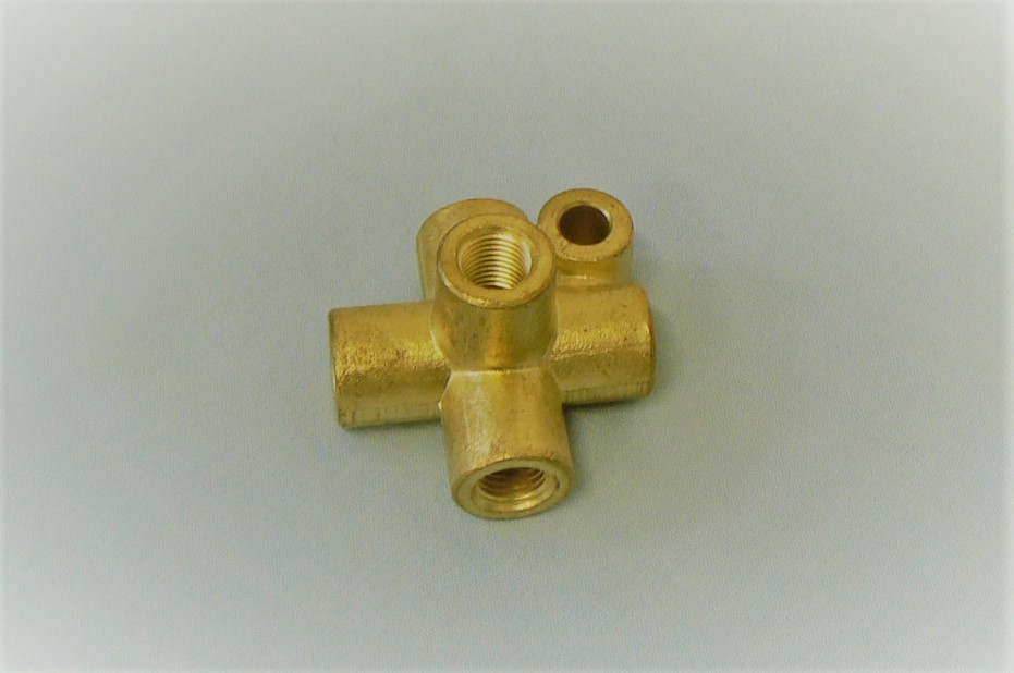 X036J6015Z FIVEWAY BRAKE PIPE UNION